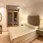 Luxury Apartment, Panoramic Mountain Views, 5 Star Facilities - 4 Bedroom Διαμέρισμα