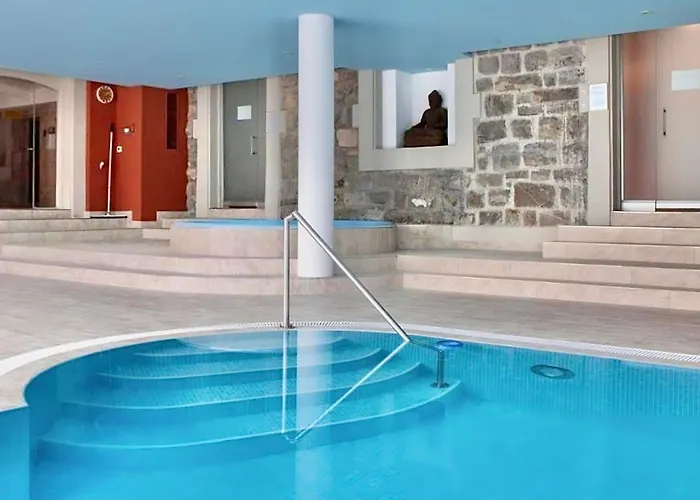 Luxury Apartment, Panoramic Mountain Views, 5 Star Facilities - 4 Bedroom 아파트