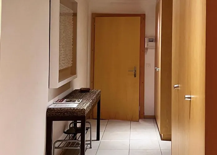 Luxury Apartment, Panoramic Mountain Views, 5 Star Facilities - 4 Bedroom Chateau-d'Oex