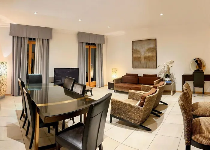 Luxury Apartment, Panoramic Mountain Views, 5 Star Facilities - 4 Bedroom Appartamento